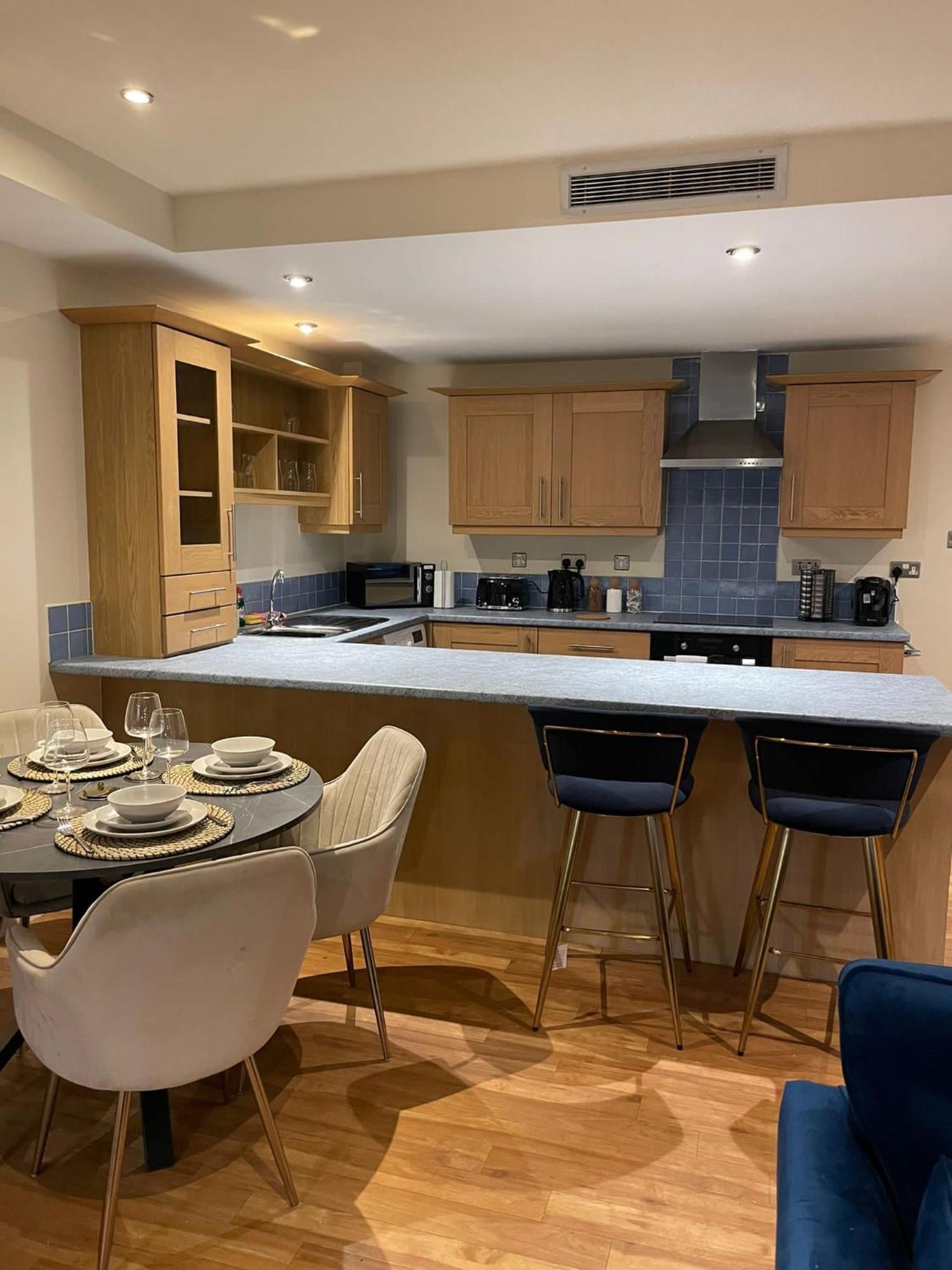 Modern 2 Bdr Flat In Nottingham City Centre With Free Parking Ngoại thất bức ảnh
